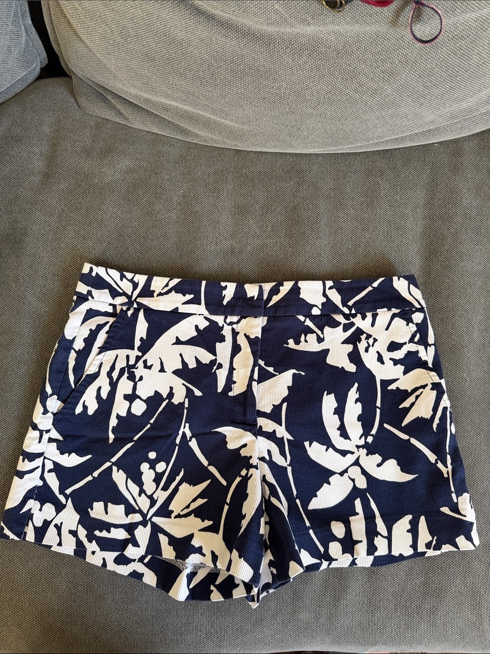 Trina Turk Navy and White Tropical High-Waist Shorts. Sz 10